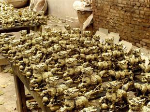 遼寧樹脂工藝品 仿核桃、仿玉、仿銅工藝品的制作與市場應用